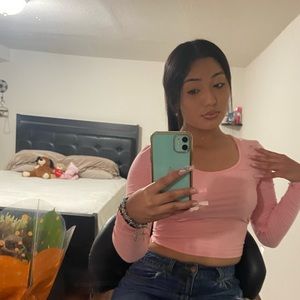 Meet your Posher, Julissa